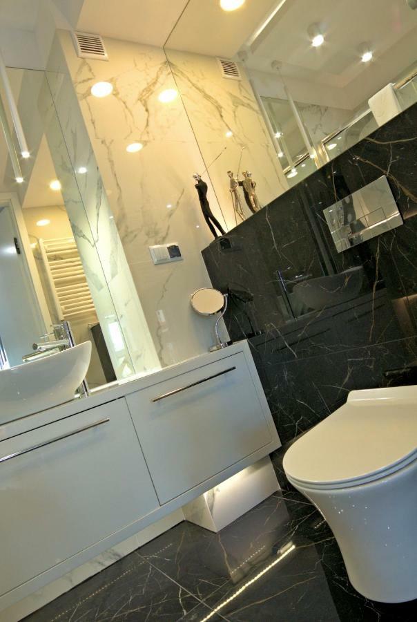 Blue Velvet Premium Apartments II Торунь Экстерьер фото