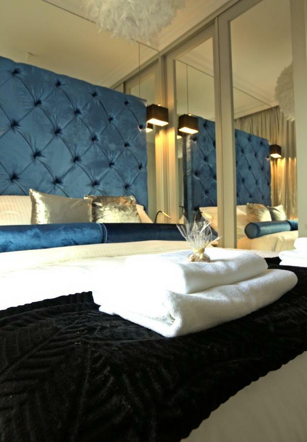 Blue Velvet Premium Apartments II Торунь Экстерьер фото